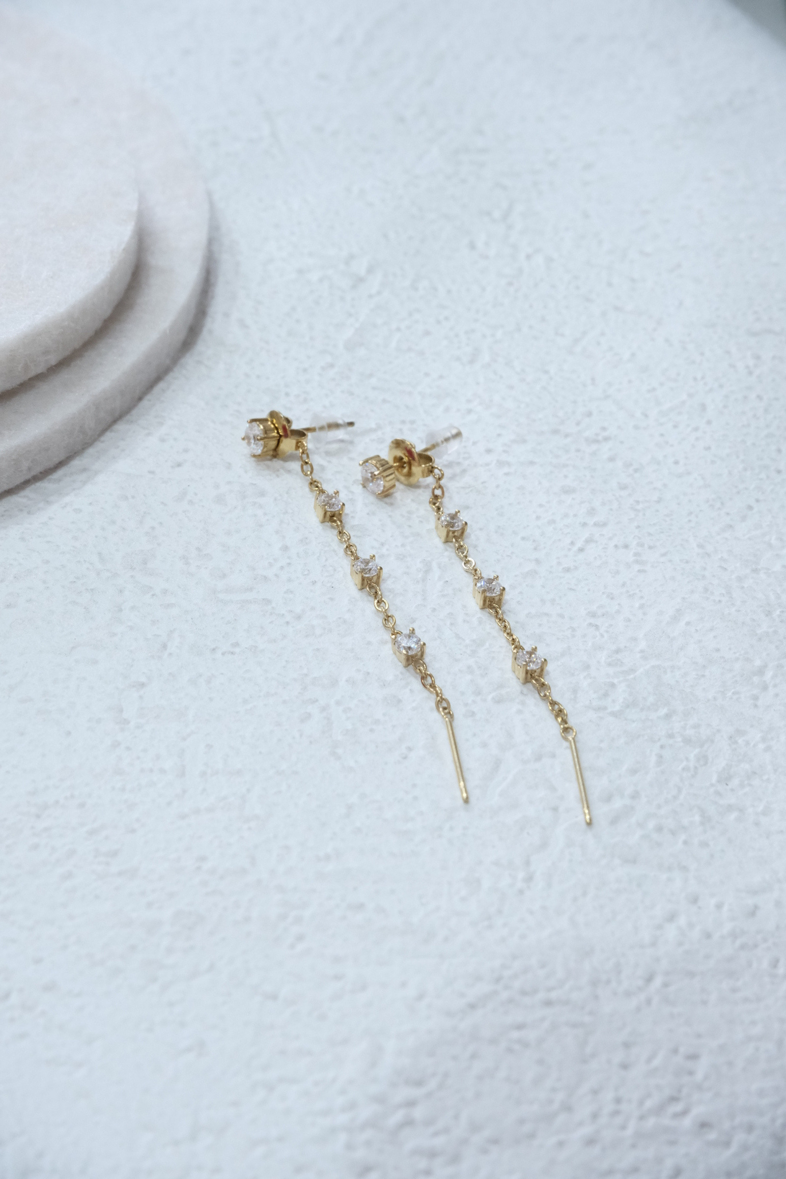 Großhändler Eclador Bijoux - Ohrmanschette in Edelstahl.  Frauenohrring