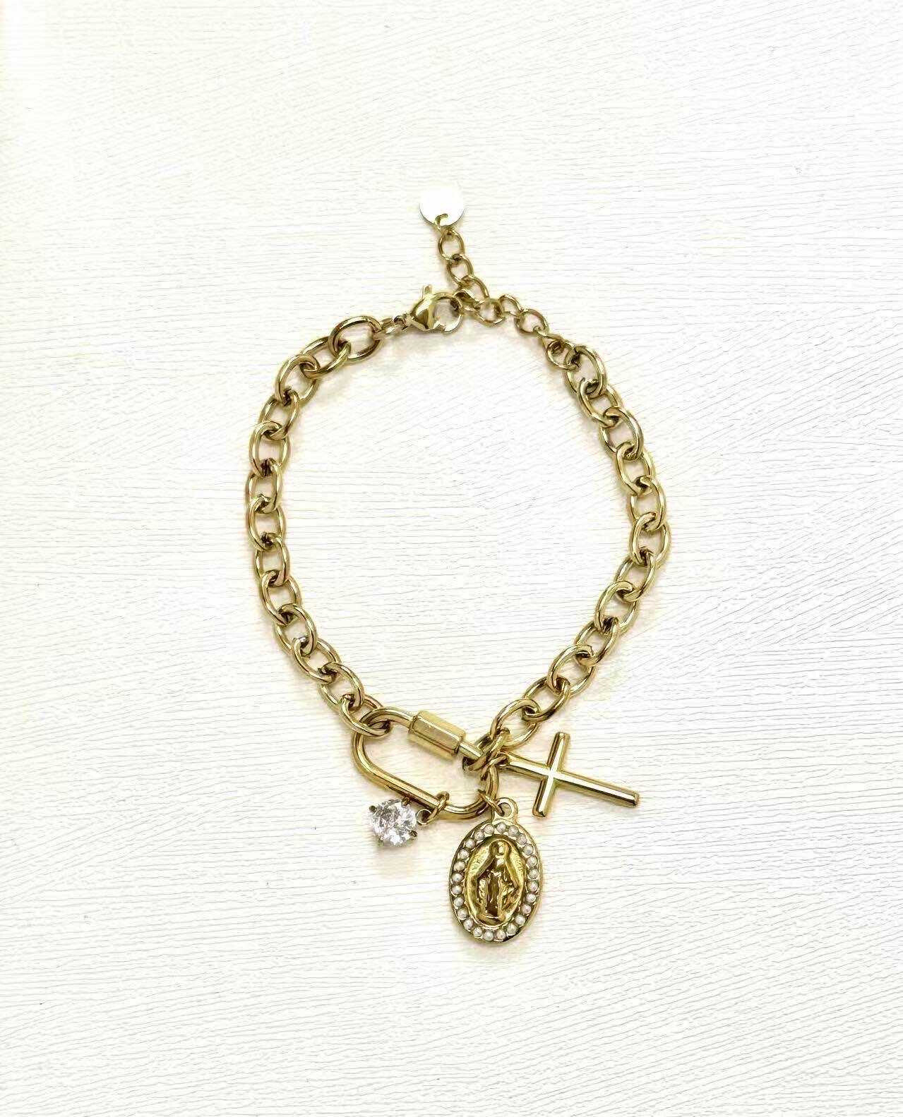 Grossiste Eclador Bijoux - Bracelet en acier Inoxydable avec croix