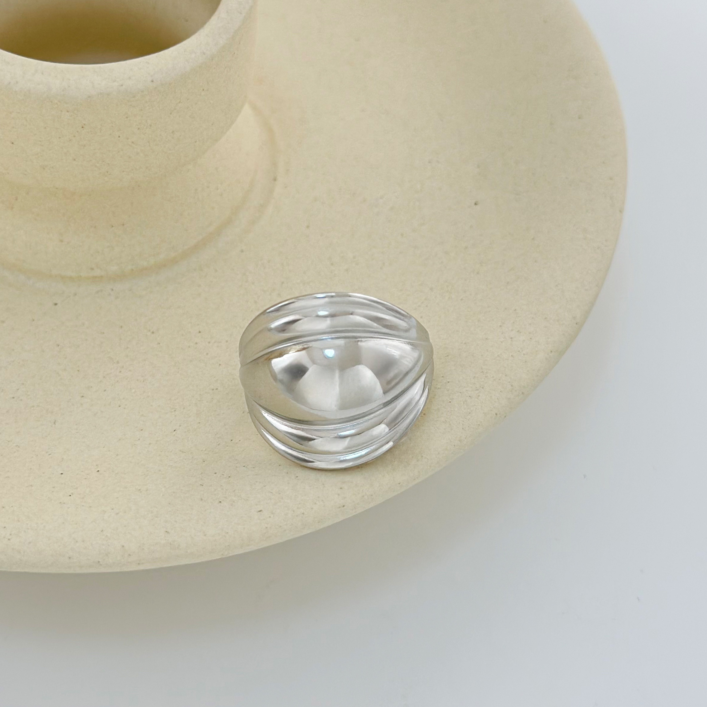 Wholesaler Eclat Paris - Shiny Partial Sphere Silver Ring With Ripples