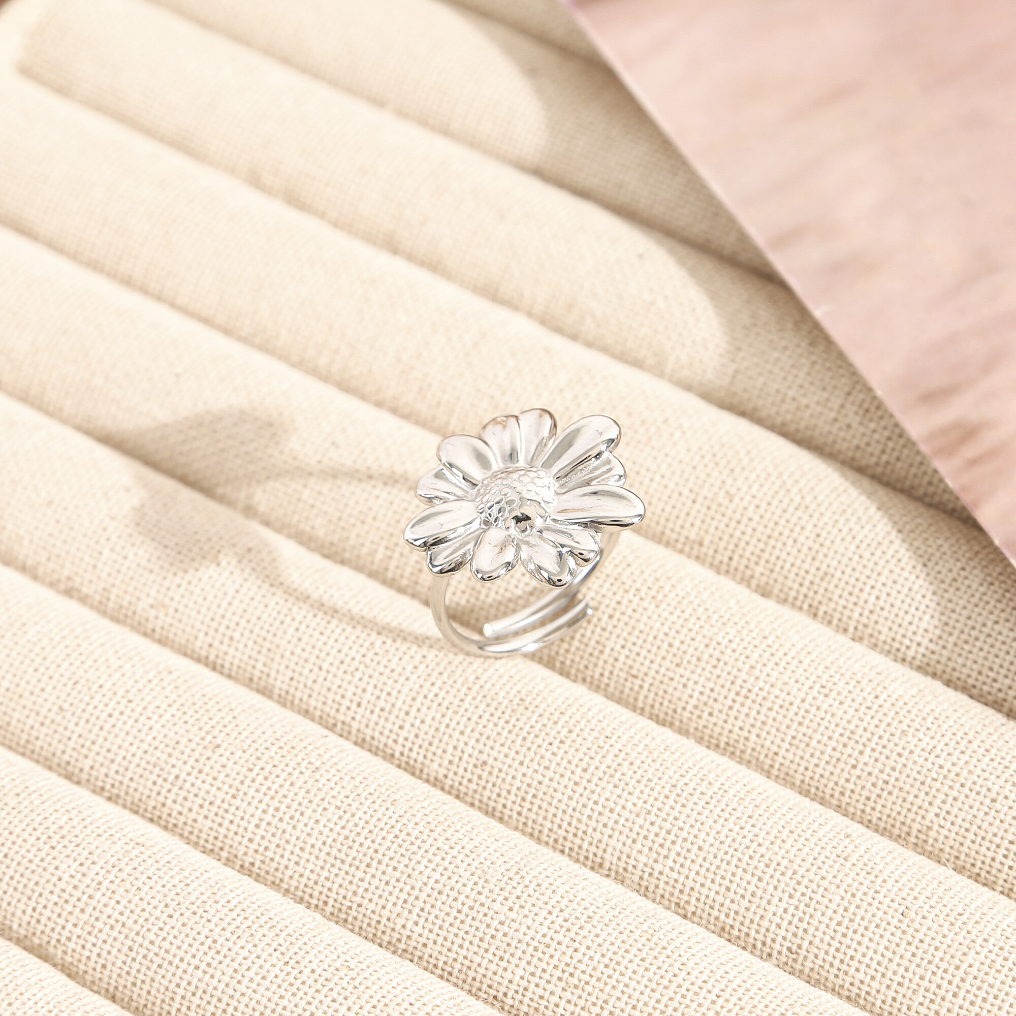 Großhändler Eclat Paris - Raffinierter Marguerite Fleur Silver Ring Raffinierte Fleur