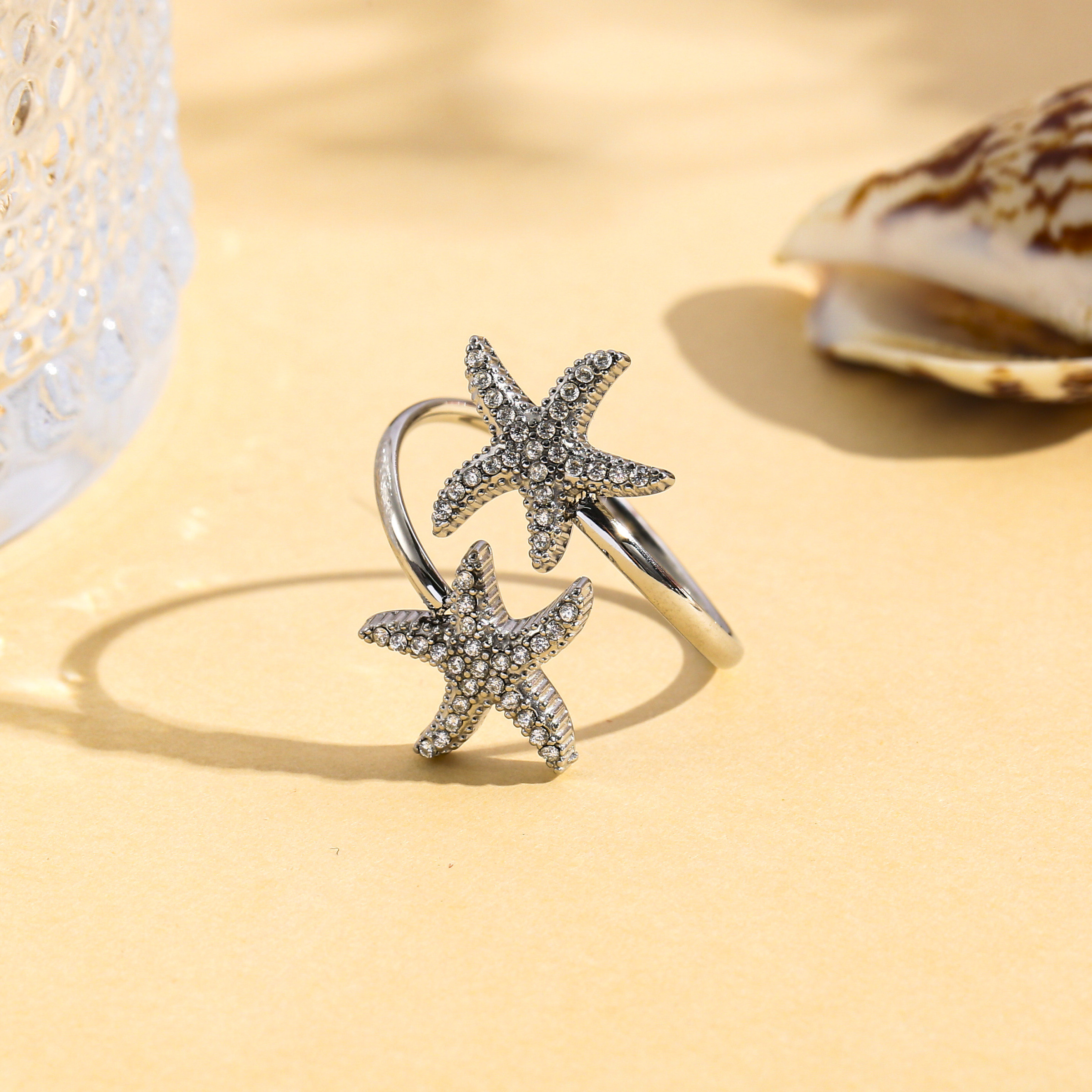 Grossiste Eclat Paris - Bague double étoiles de mer à strass