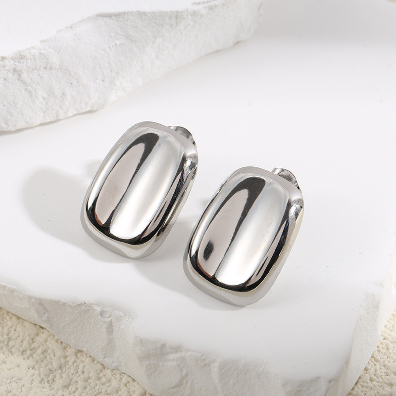 Wholesaler Eclat Paris - Shiny Oblong Hollow Plate Silver Earrings