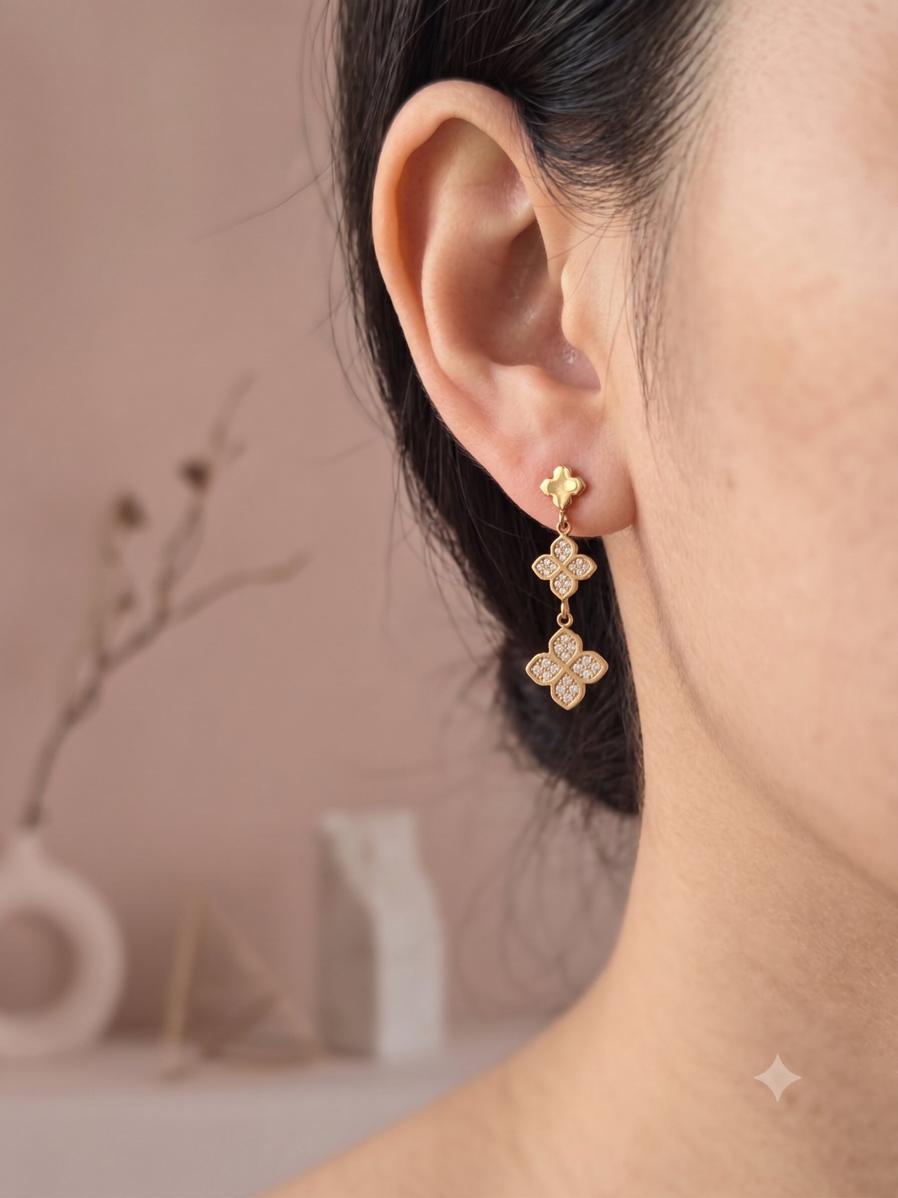 Mayorista Eclat Paris - Pendientes colgantes de trébol de cuatro pétalos con strass