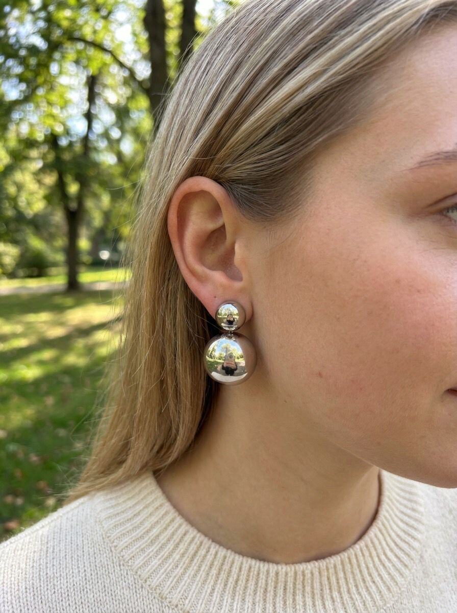 Wholesaler Eclat Paris - Double Shiny Hemisphere Silver Earrings