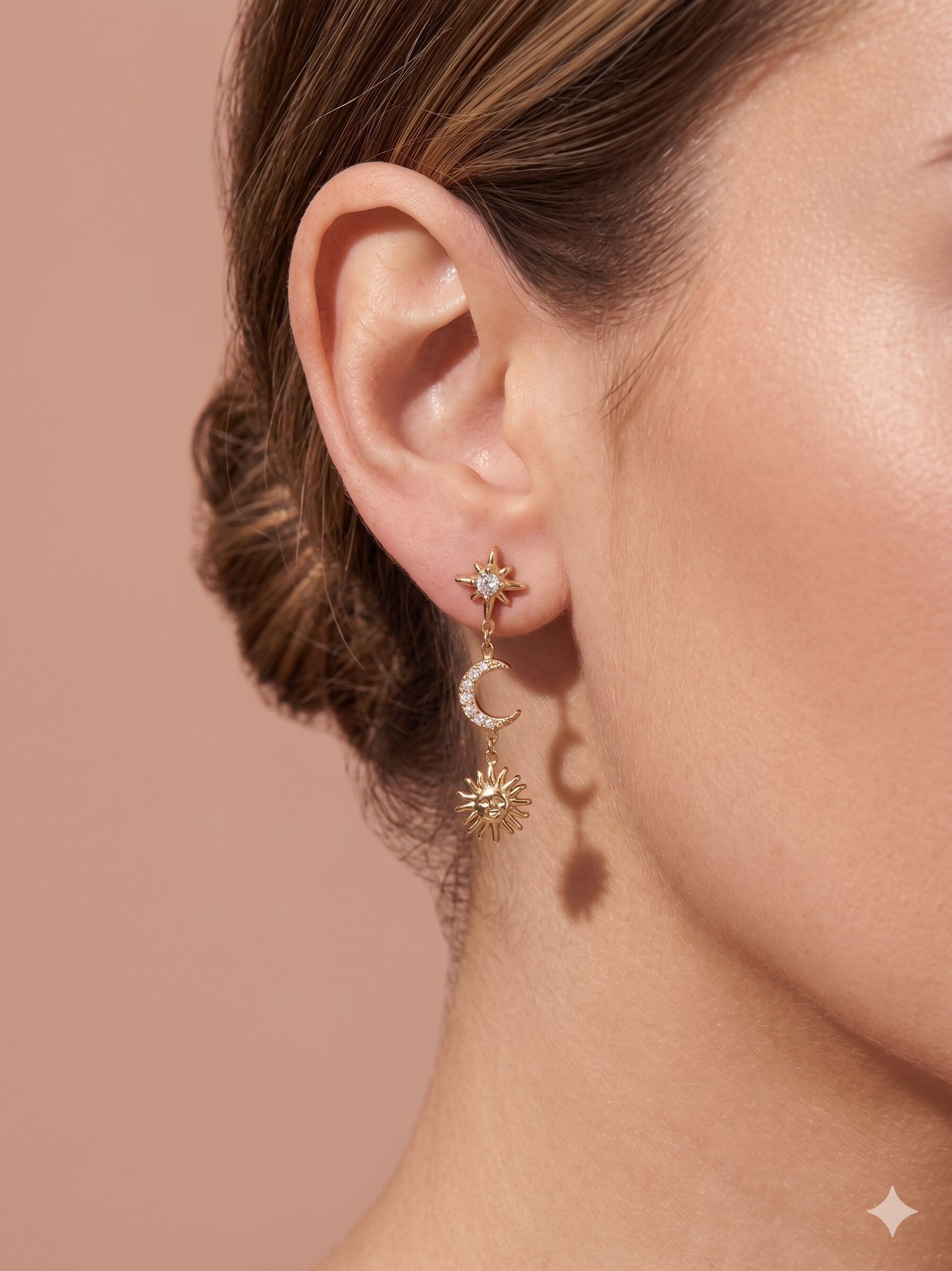 Wholesaler Eclat Paris - Dangling earrings with rhinestone moon and sun