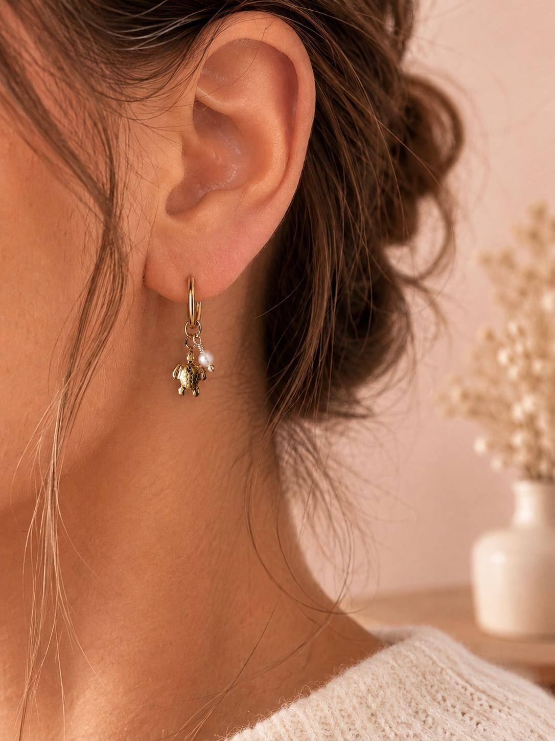 Grossiste Eclat Paris - Boucles d'oreilles créoles tortue et perle