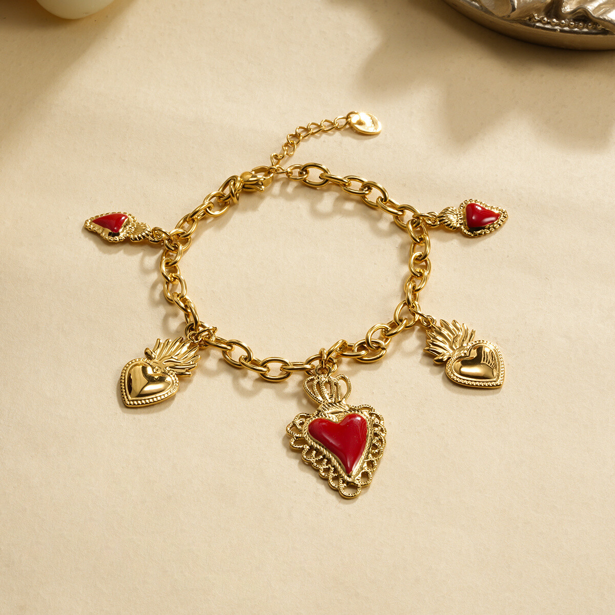 Mayorista Eclat Paris - Brazalete de la cadena dorada 5 colgantes de núcleo de núcleo
