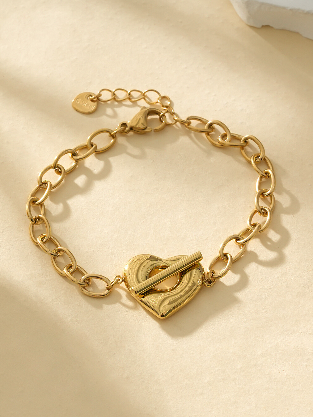 Wholesaler Eclat Paris - Golden Bracelet Croisette de Coeur Thick And Bar