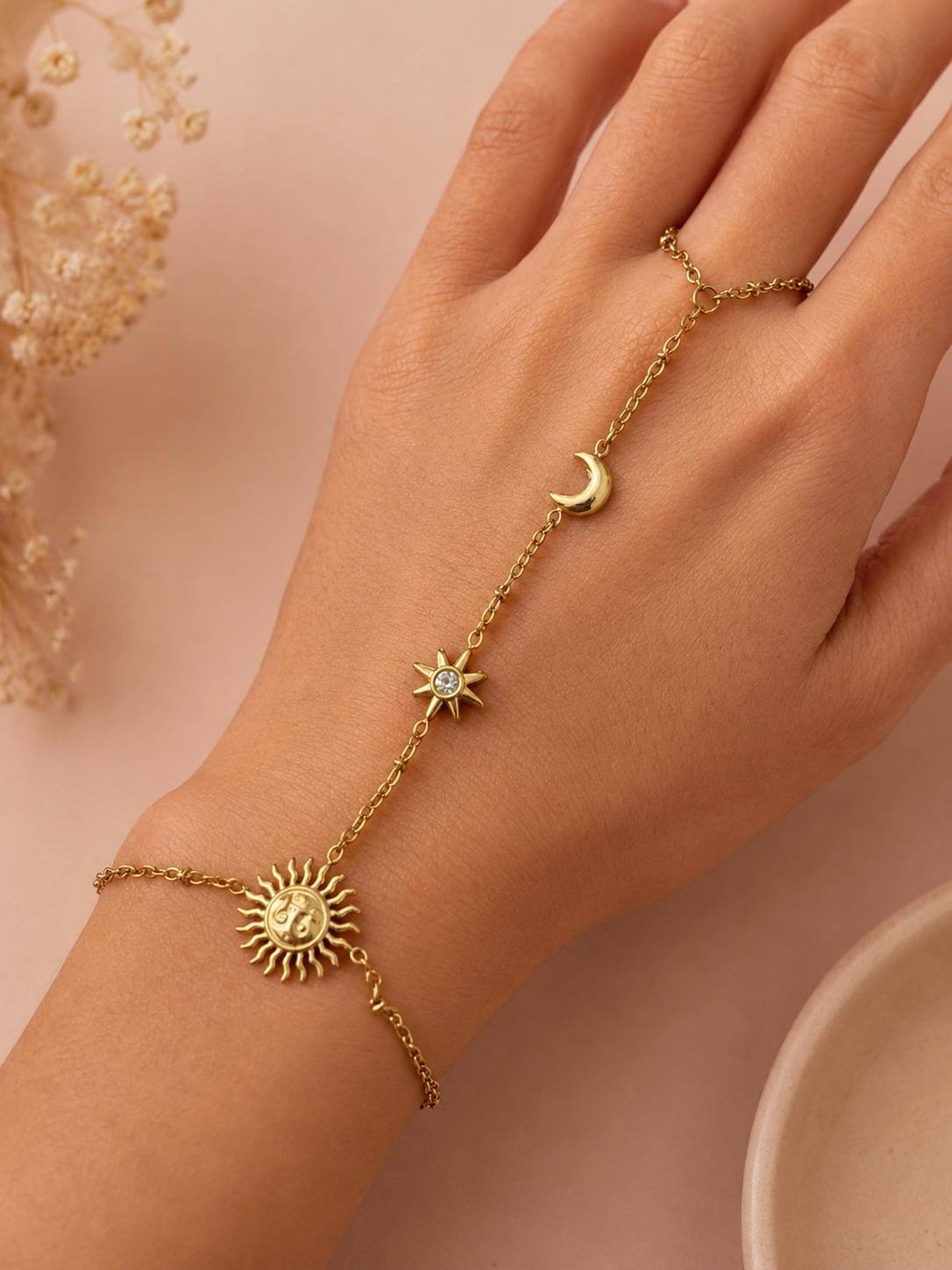 Grossiste Eclat Paris - Bracelet-bague chaîne céleste doré