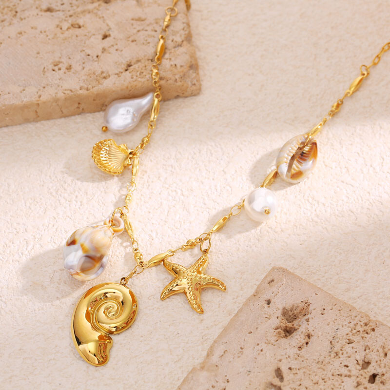Wholesaler Eclat Paris - Golden chain necklace with shellfish pendants