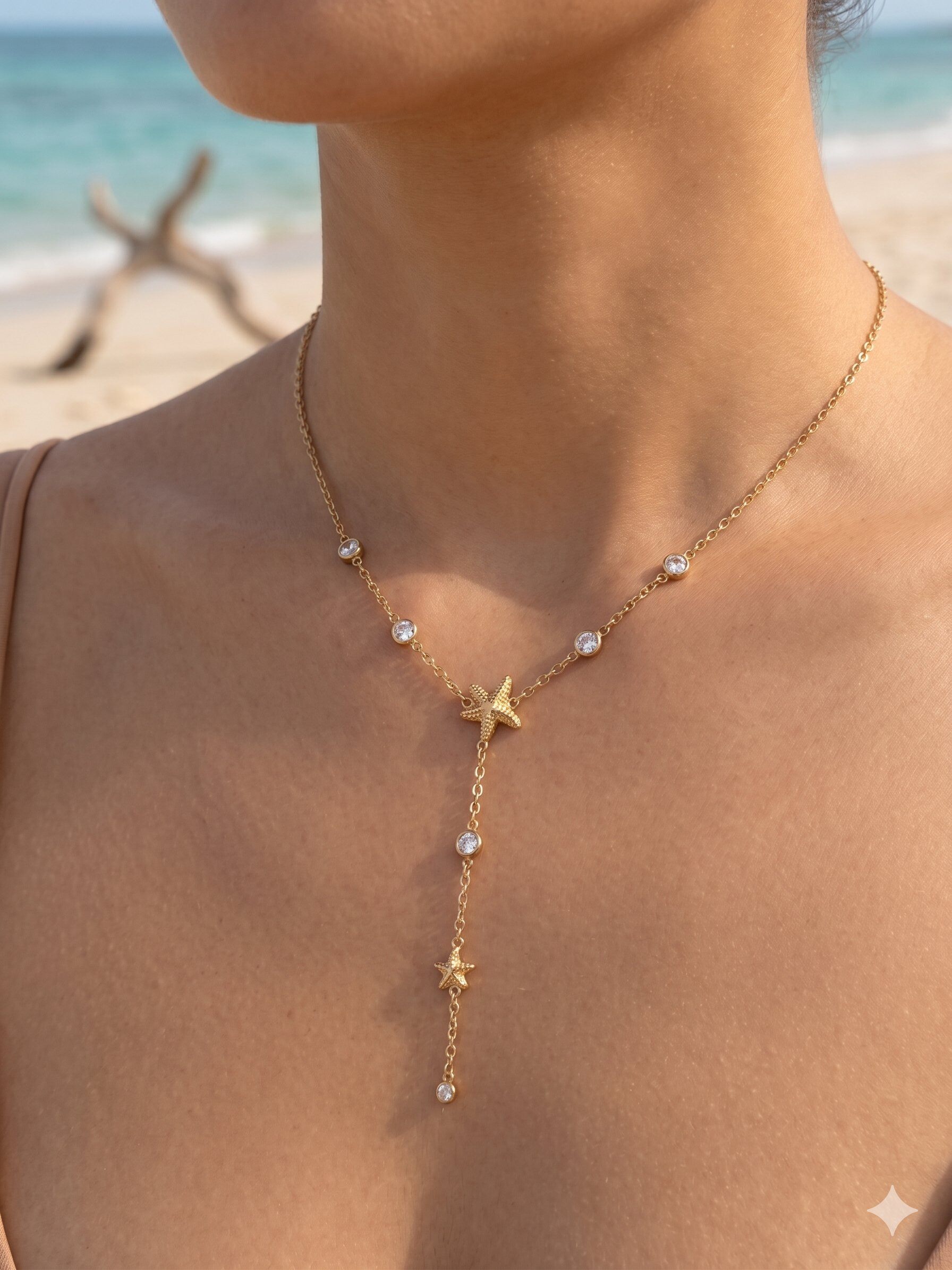 Wholesaler Eclat Paris - Gold Y necklace with starfish and rhinestone pendant
