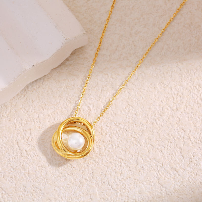 Wholesaler Eclat Paris - Golden chain necklace pendant white stones