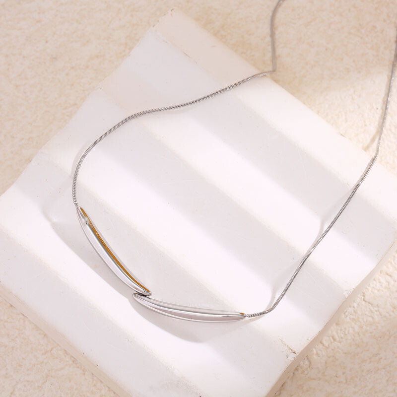 Wholesaler Eclat Paris - Wavy curved curves silver necklace with duo effect