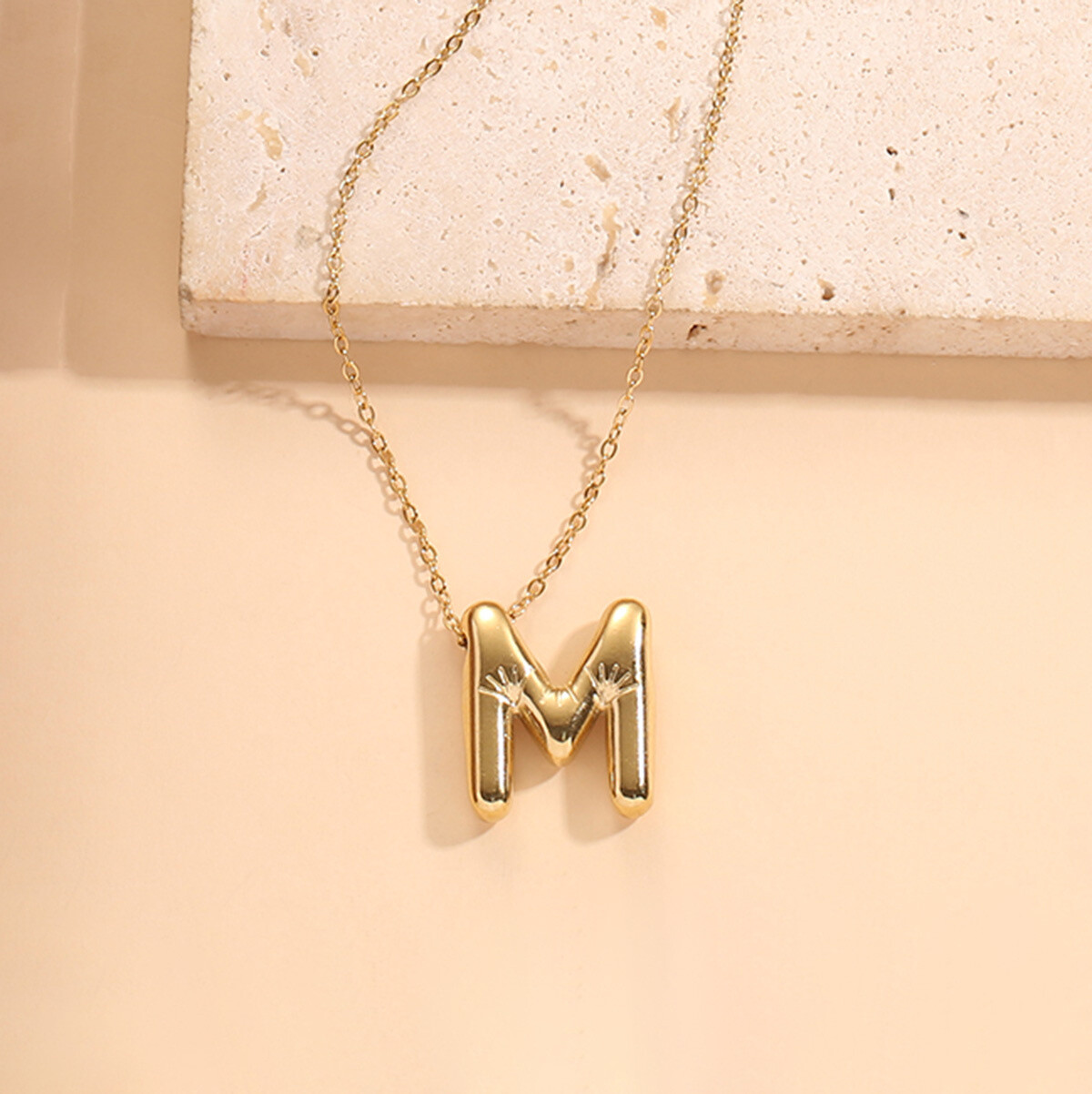 Wholesaler Eclat Paris - Golden fine chain necklace alphabetical letters Ballon m