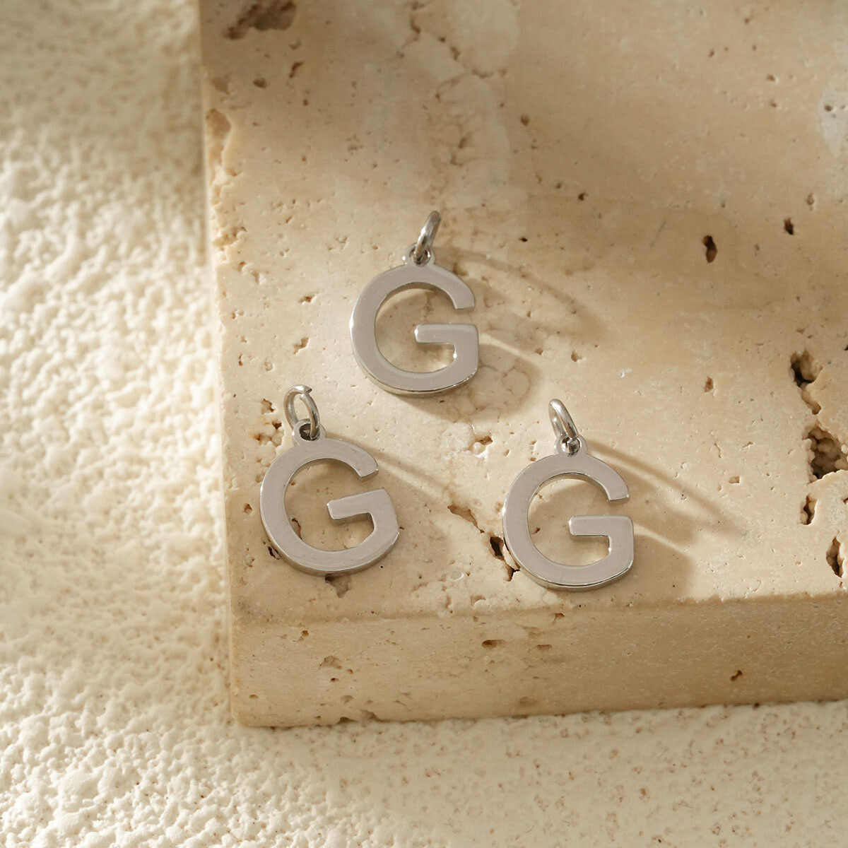 Mayorista Eclat Paris - Conjunto de 3 colgantes Alphabet Letter G Silver