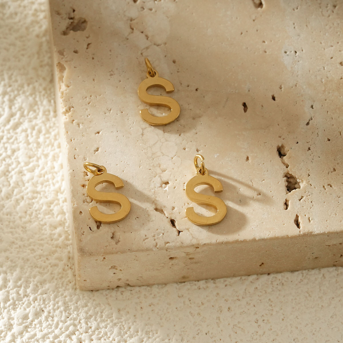 Mayorista Eclat Paris - Muchos 3 colgantes Alfabeto Letter S Golden