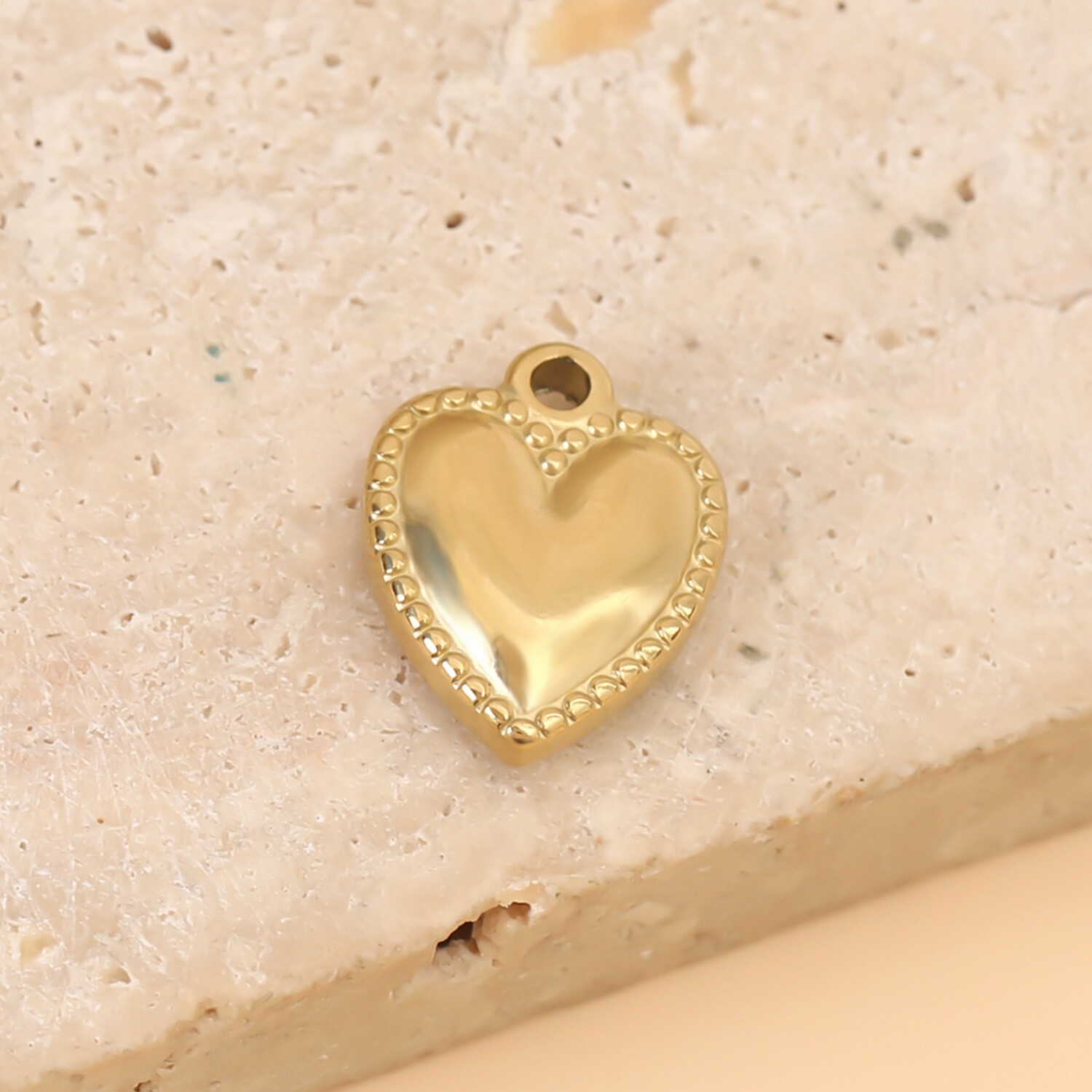 Grossiste Eclat Paris - Lot de 3 Pendentifs Cœur Doré Perlé