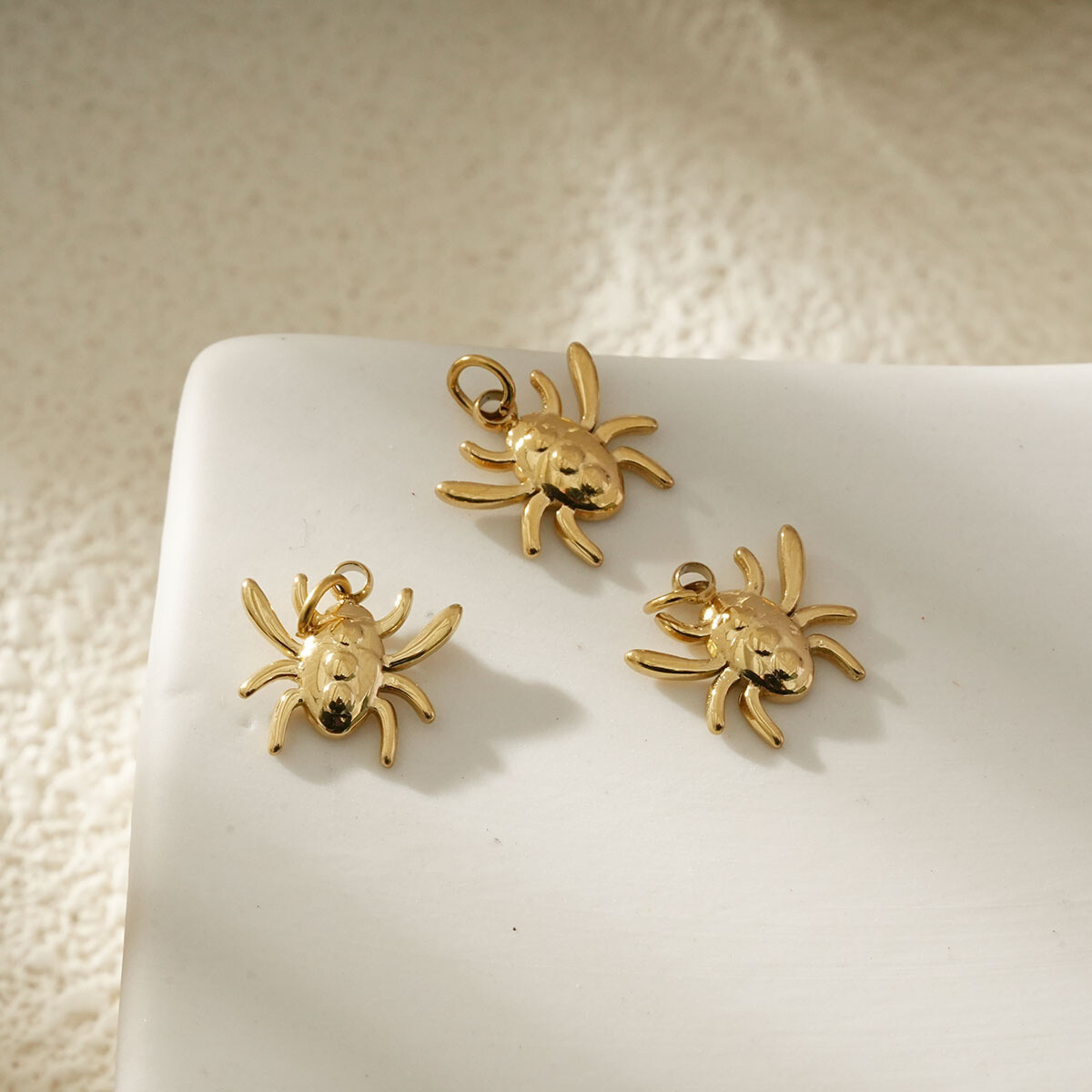 Grossiste Eclat Paris - Lot de 3 Pendentifs Araignée Doré