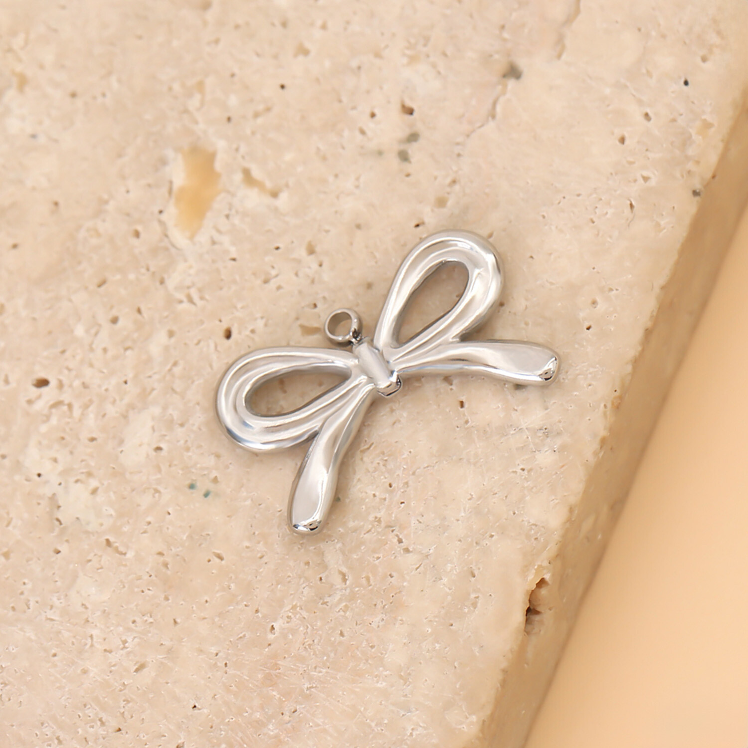 Grossiste Eclat Paris - Lot de 3 Pendentifs Nœud Romantique Argenté