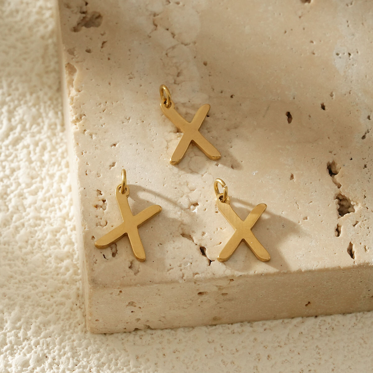 Mayorista Eclat Paris - Conjunto de 3 colgantes Alphabet Letter x Golden