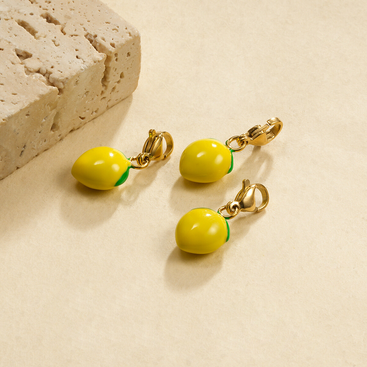 Mayorista Eclat Paris - Conjunto de 3 colgantes de limones amarillos