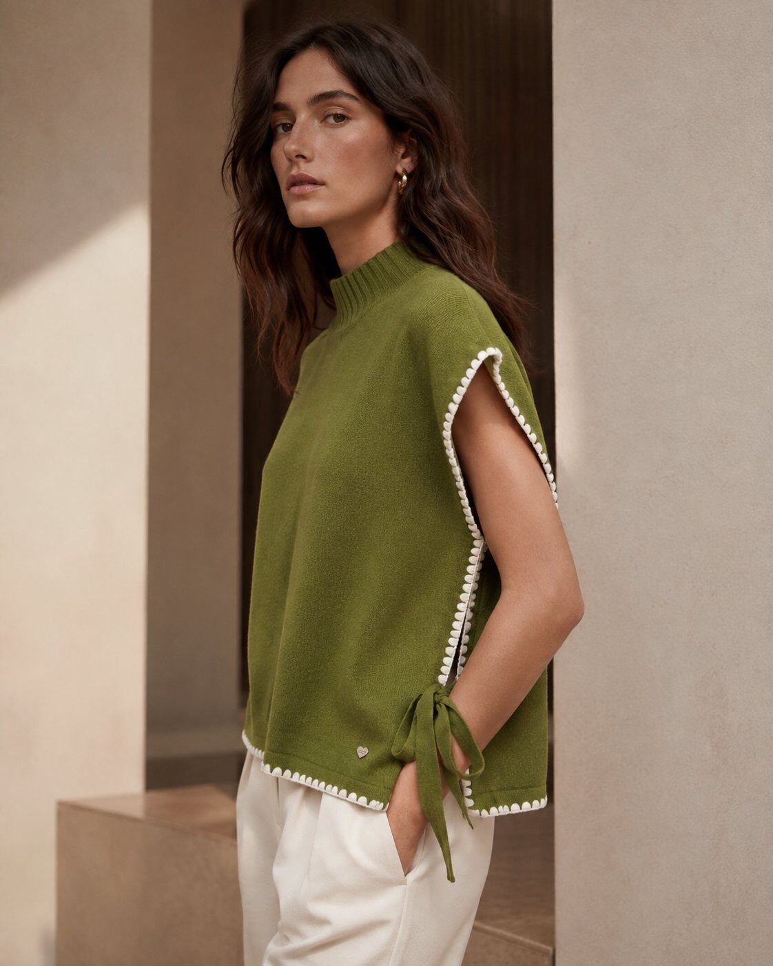 Grossista ECRU by Luni - Gilet Poncho