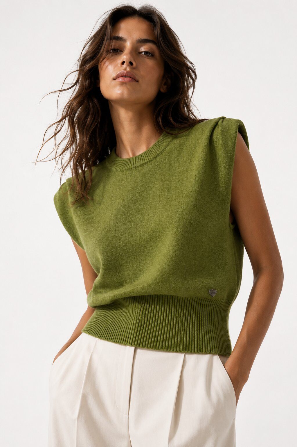 Grossiste ECRU by Luni - Gilet en Maille New Essential