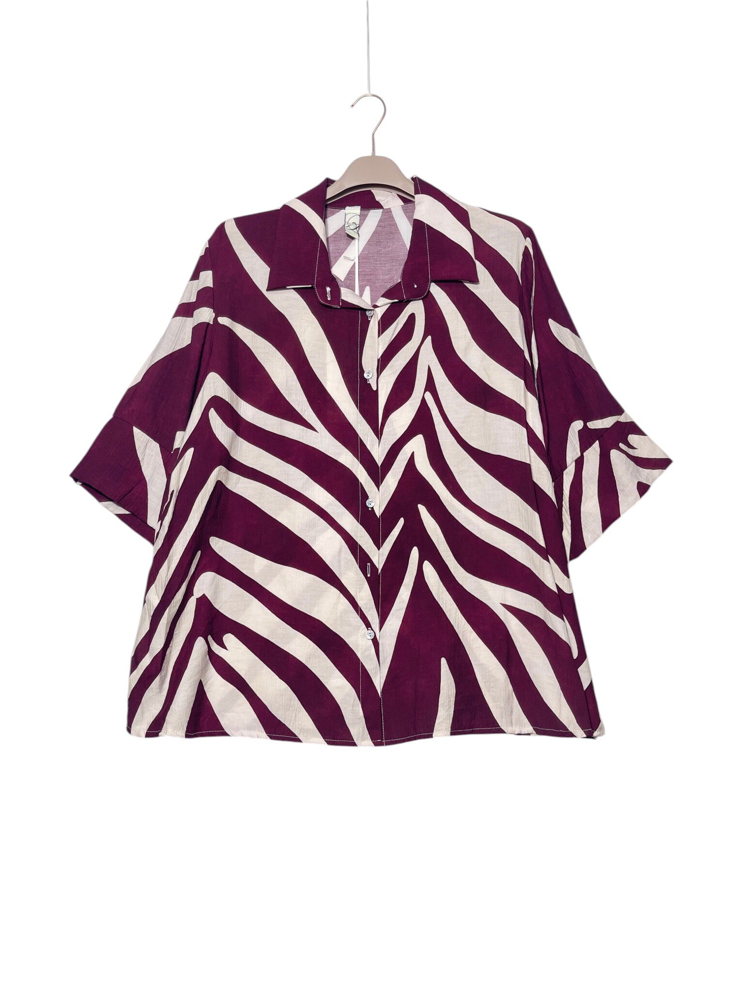 Mayorista Elegance - Camisa talla grande mangas 3/4 estampado cebra