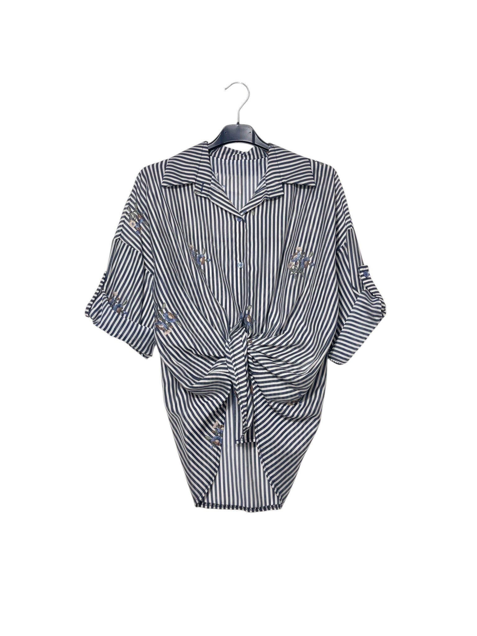 Mayorista Elegance - Camisa oversize de tencel con rayas y estampado floral