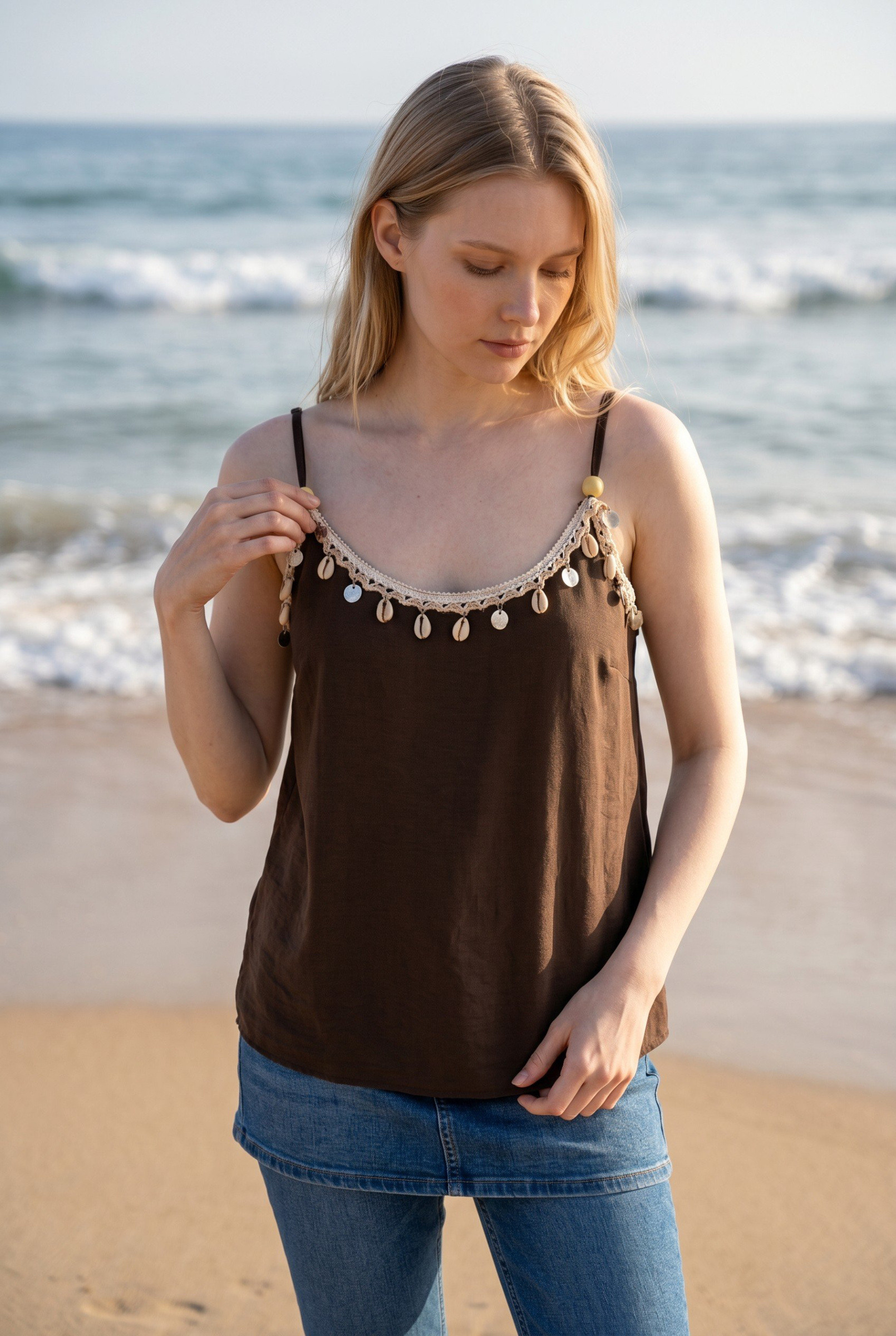 Wholesaler Elegance - Tank top with shell sequin embroidery, elasticated at the back