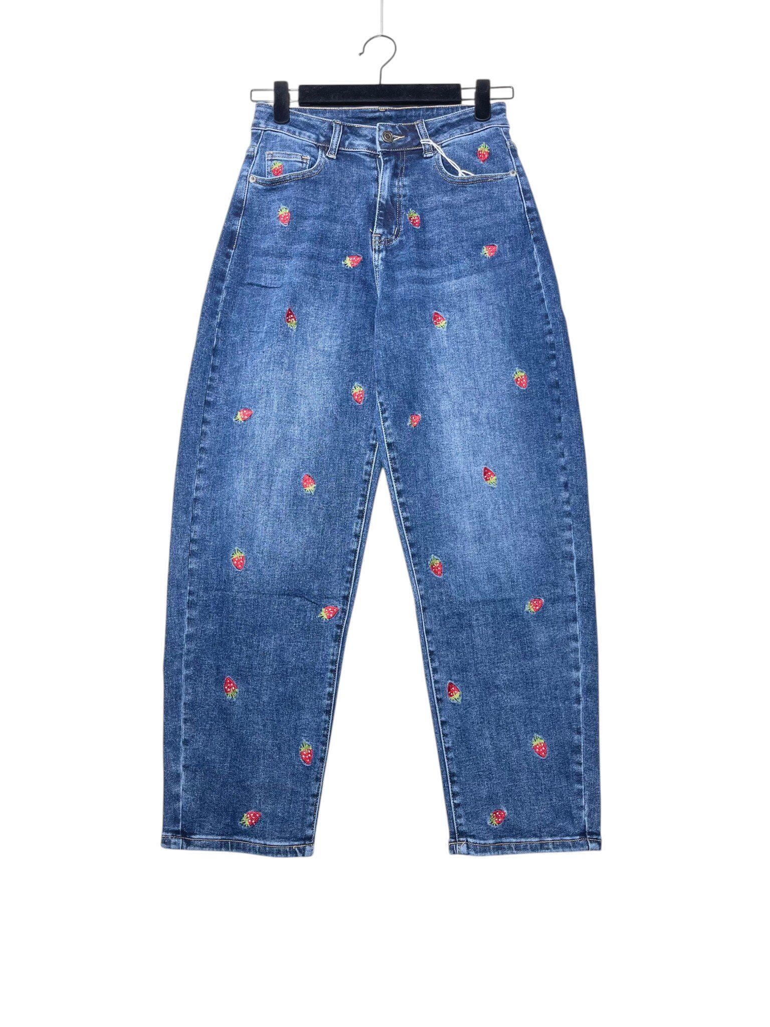 Wholesaler Elegance - Mom fit jeans with embroidered strawberries front and back