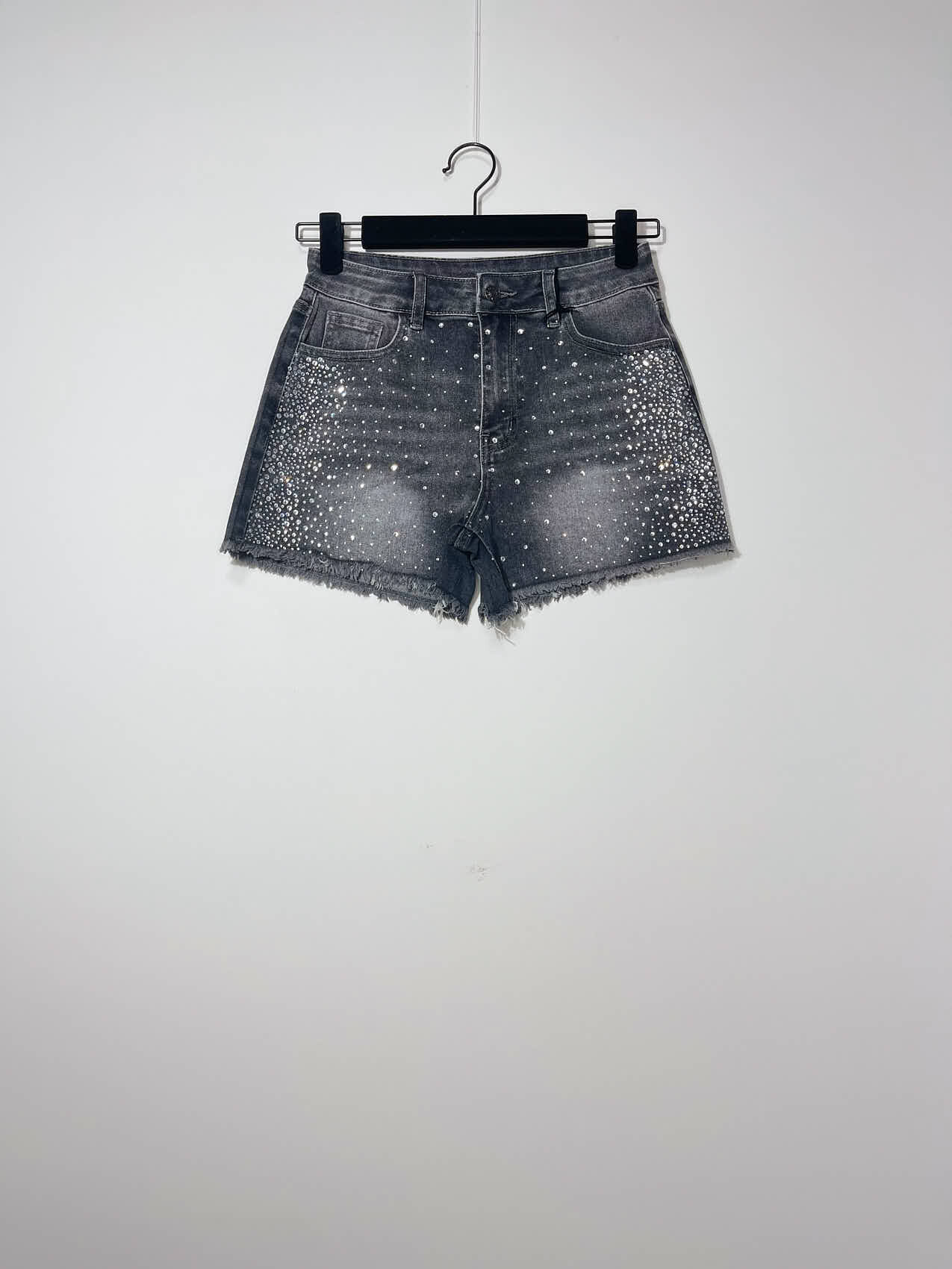 Grossista Elegance - Shorts di jeans scuri con brillantini