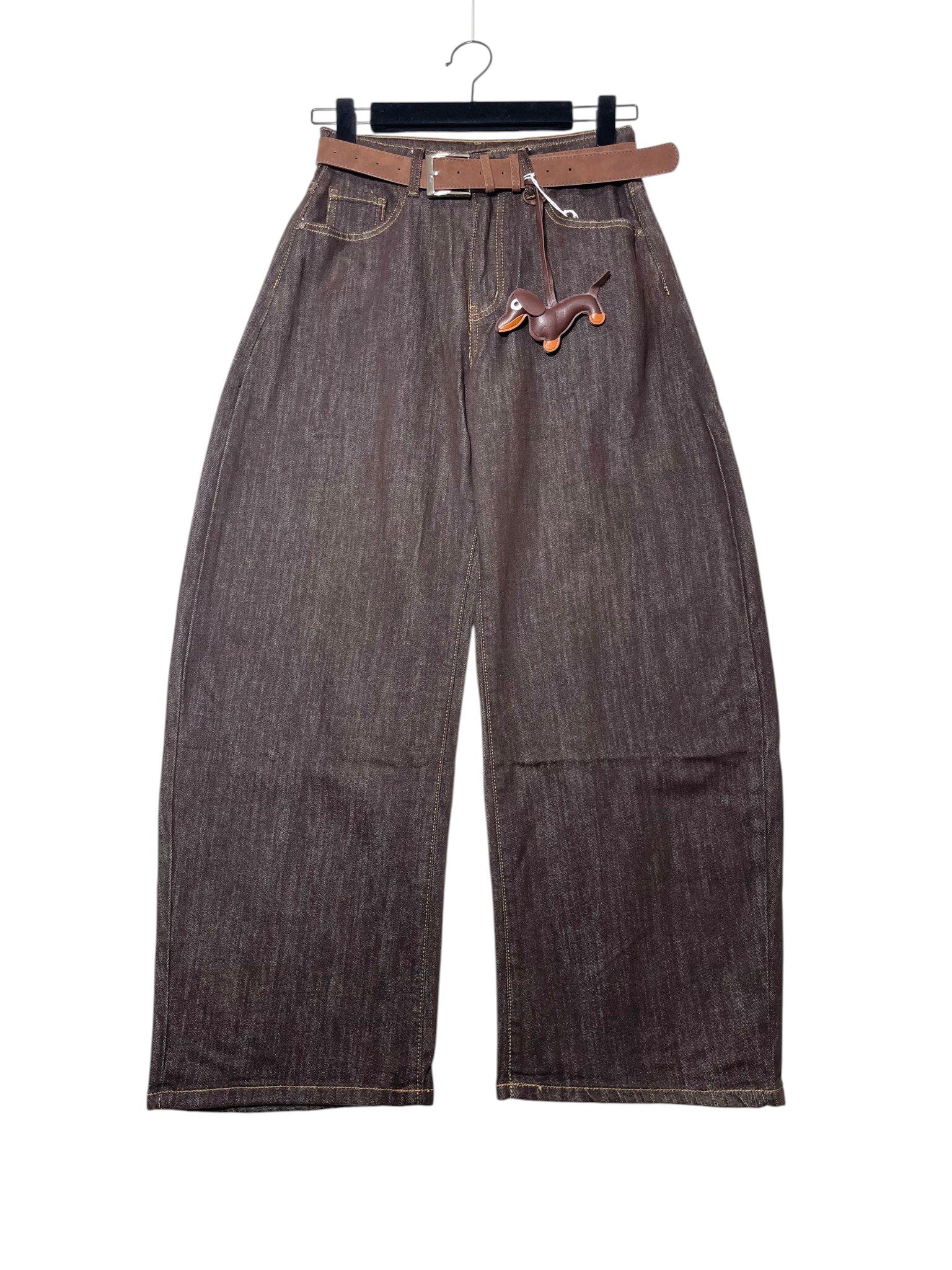 Wholesaler Elegance - Balloon fit jeans with suede belt and keychain