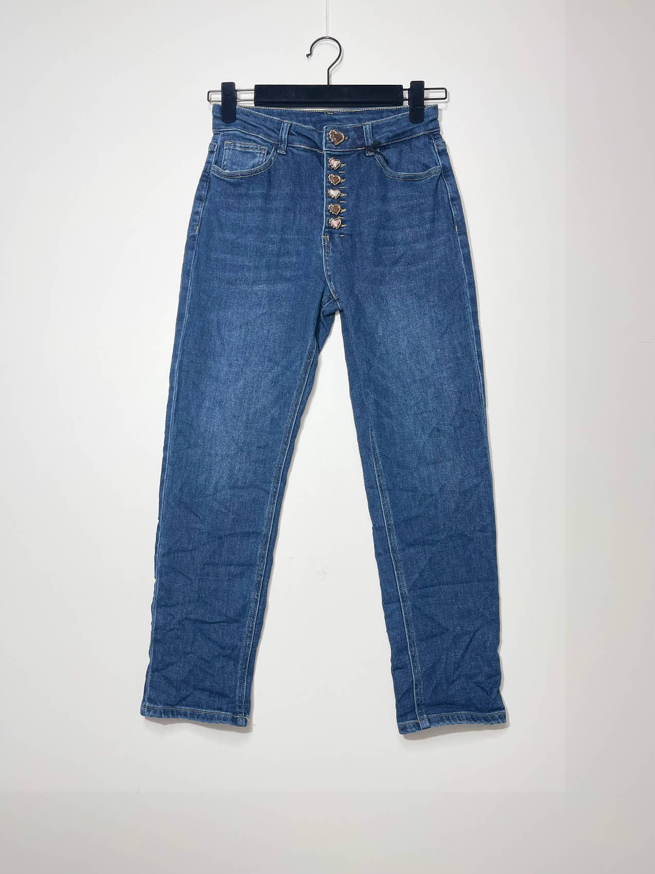 Großhändler Elegance - Zigarettenjeans mit Herzen vorne