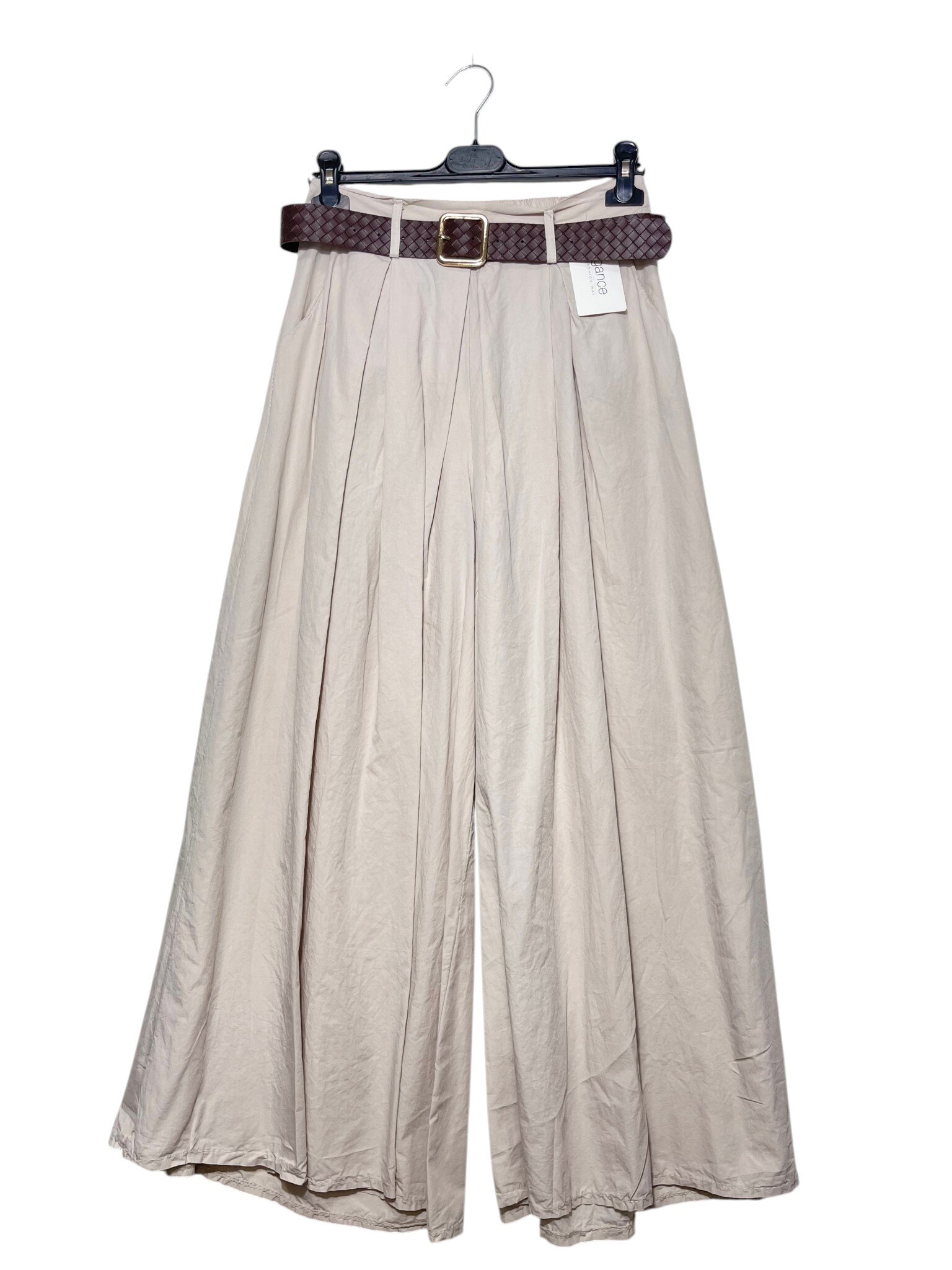 Wholesaler Elegance - Wide culottes in lightweight cotton, with pleats and an elastic waistband