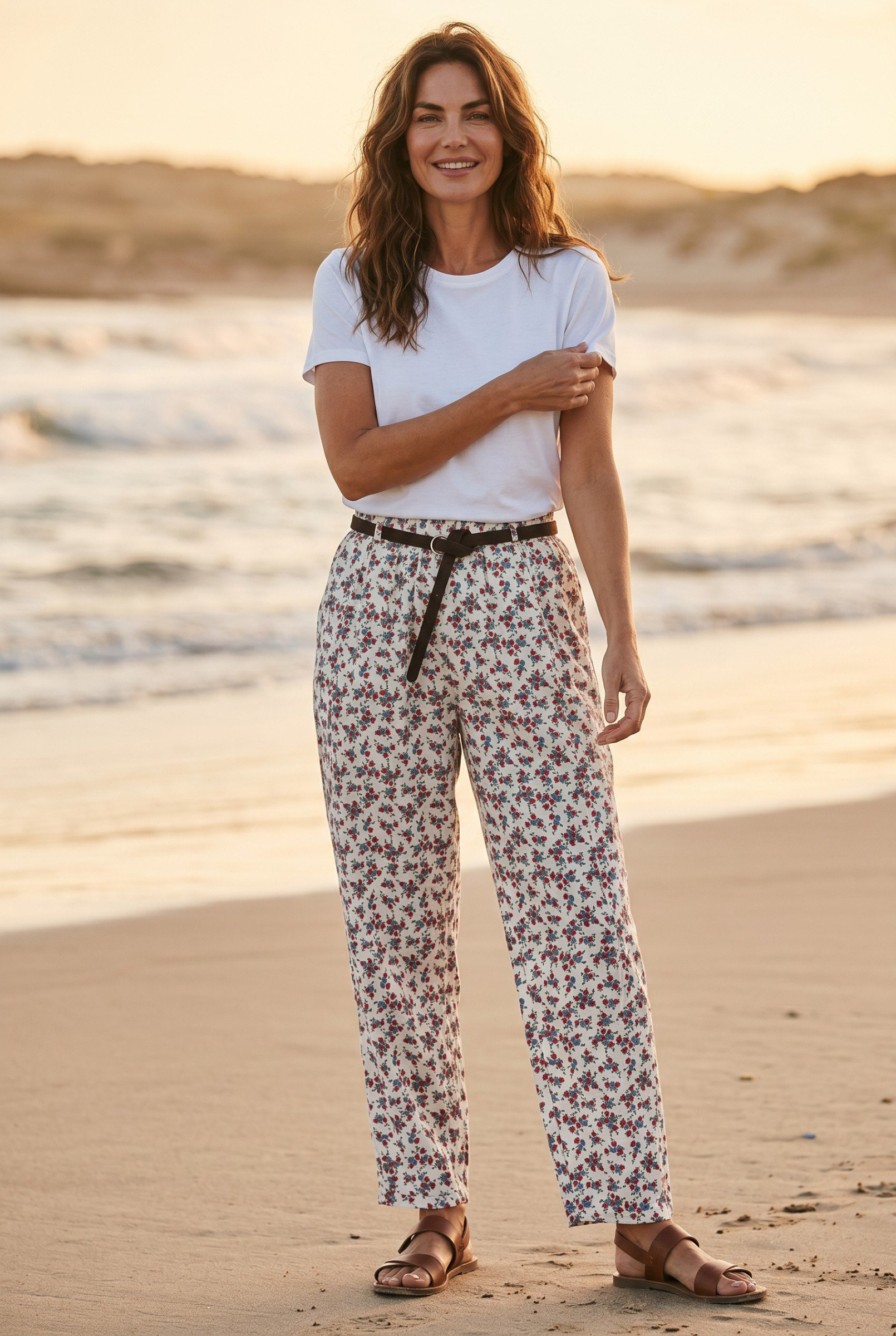 Mayorista Elegance - Pantalón de corte holgado con florecitas