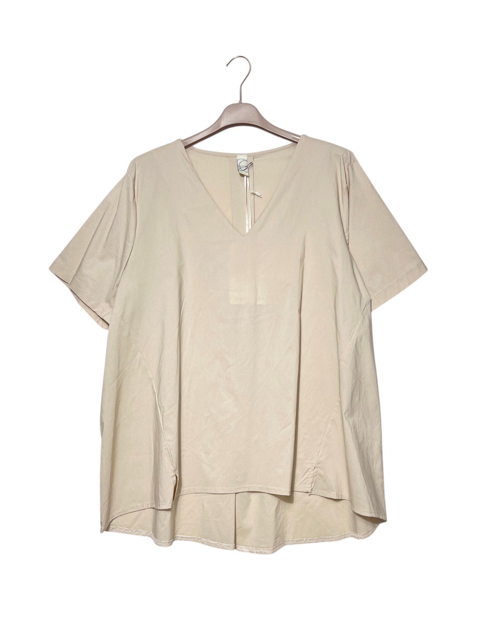 Mayorista Elegance - Jersey talla grande en bengalina elástica con escote en V