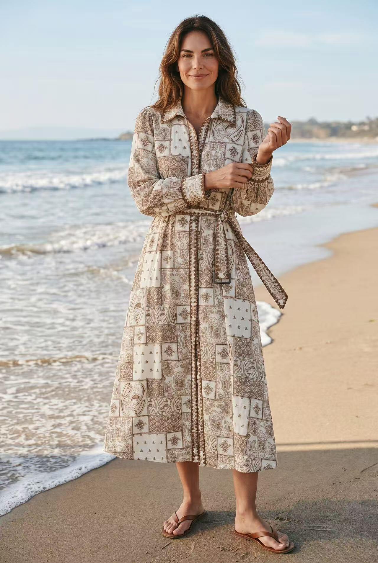 Grossiste Elegance - Robe chemisier en lin mélangé avec broderies sur les bords