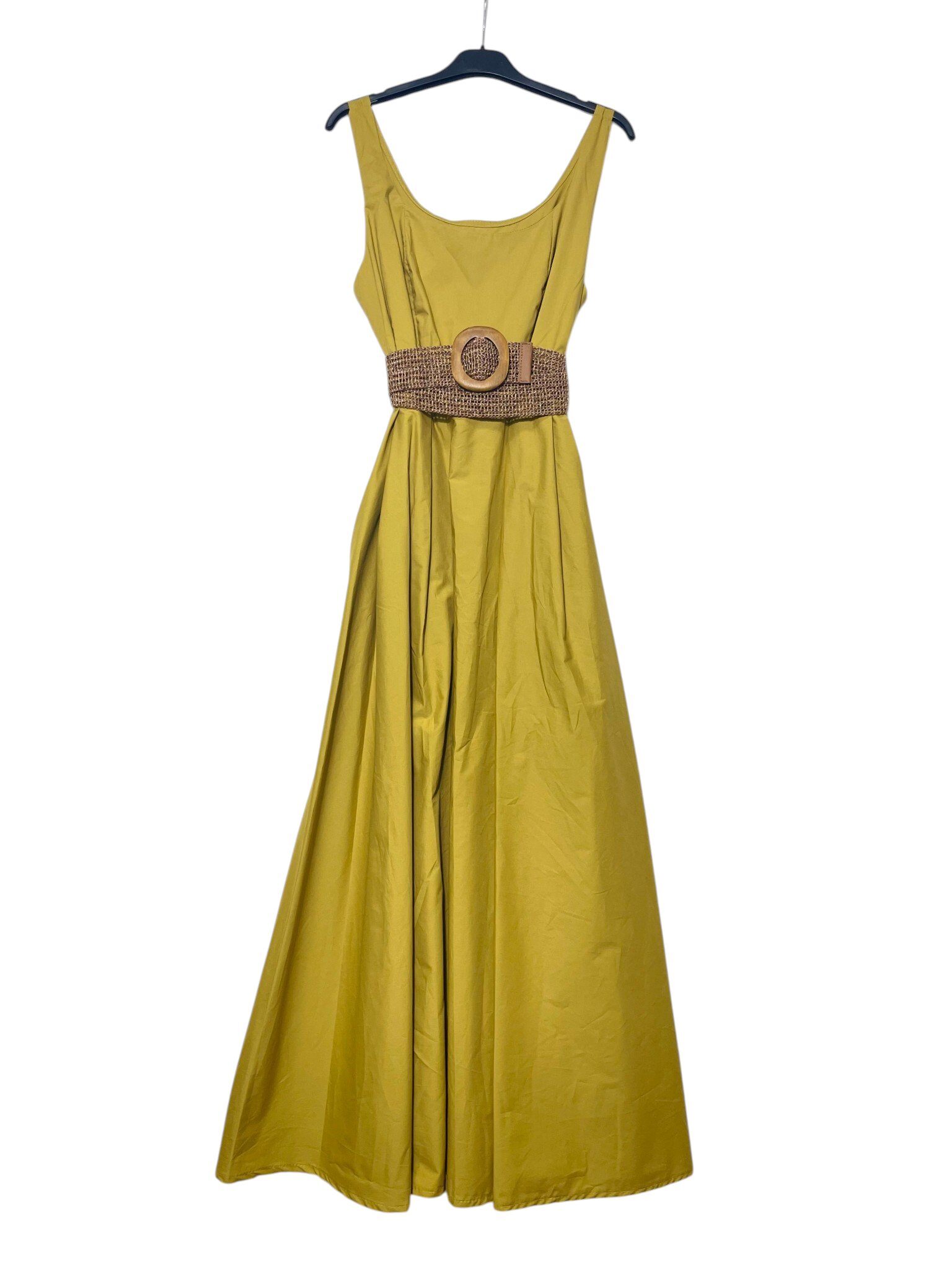 Wholesaler Elegance - Sleeveless flared dress with straw belt