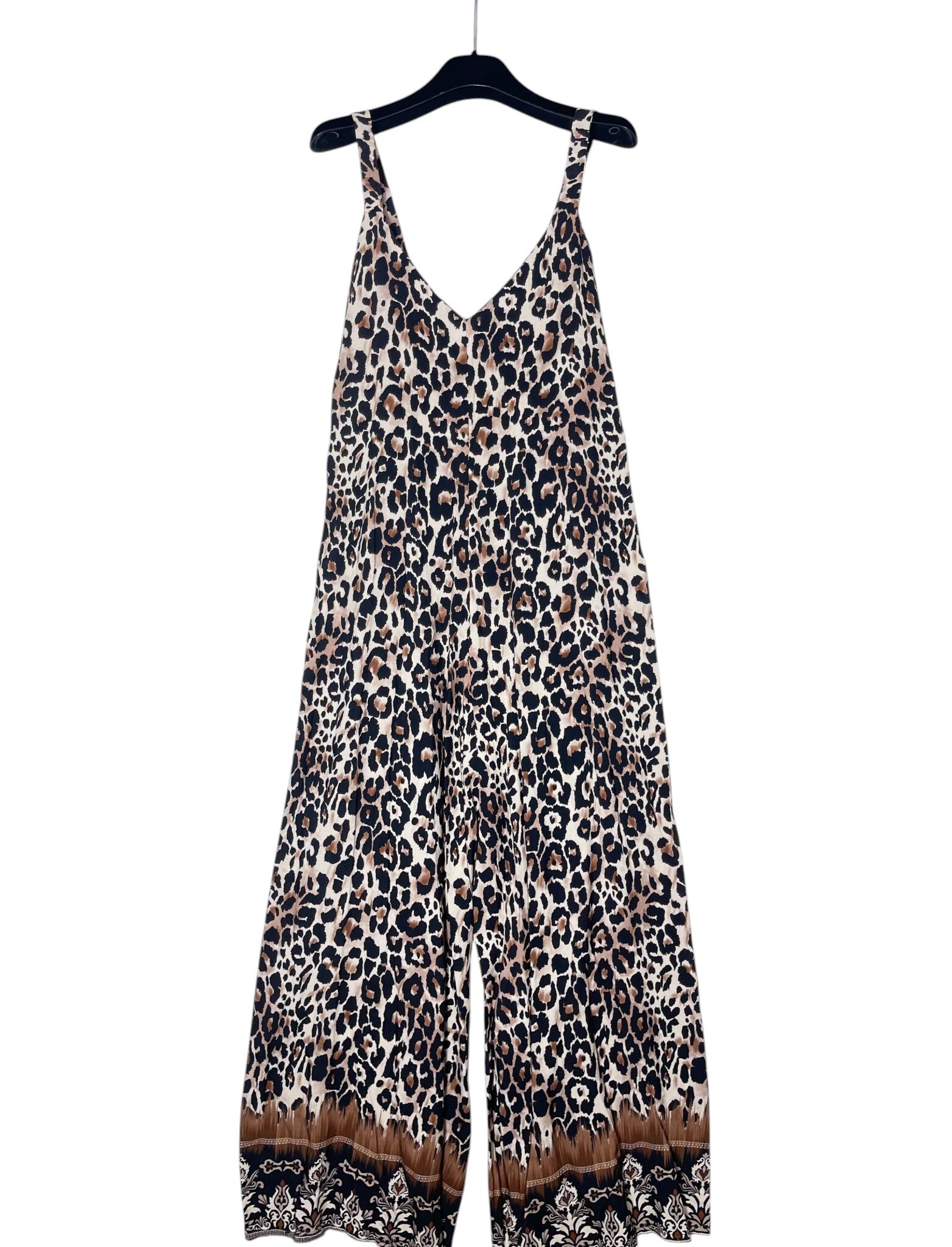 Wholesaler Elegance - Loose-fit jumpsuit with straps and elastic back, animal print