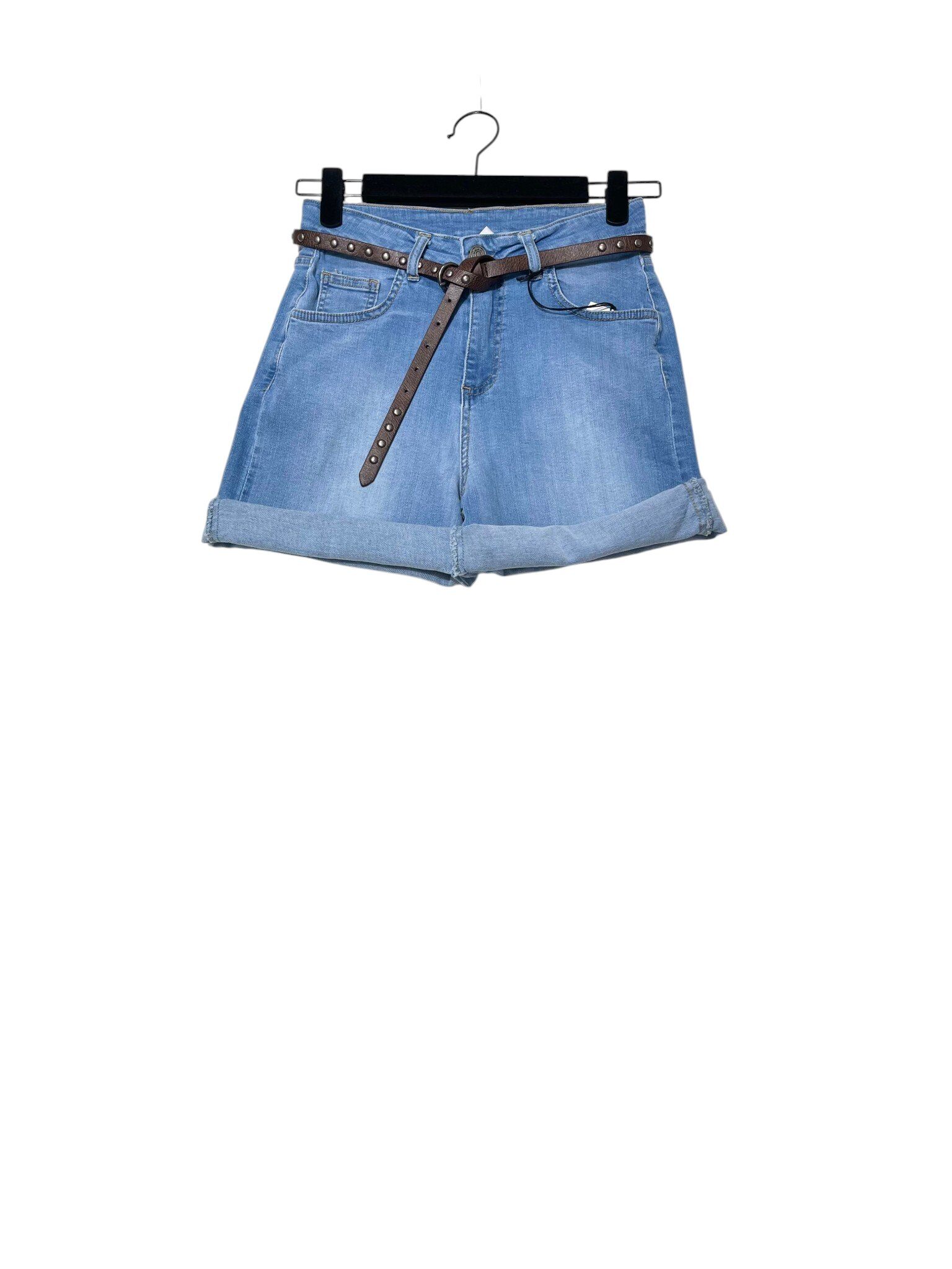 Wholesaler Elegance - Denim shorts with studded belt