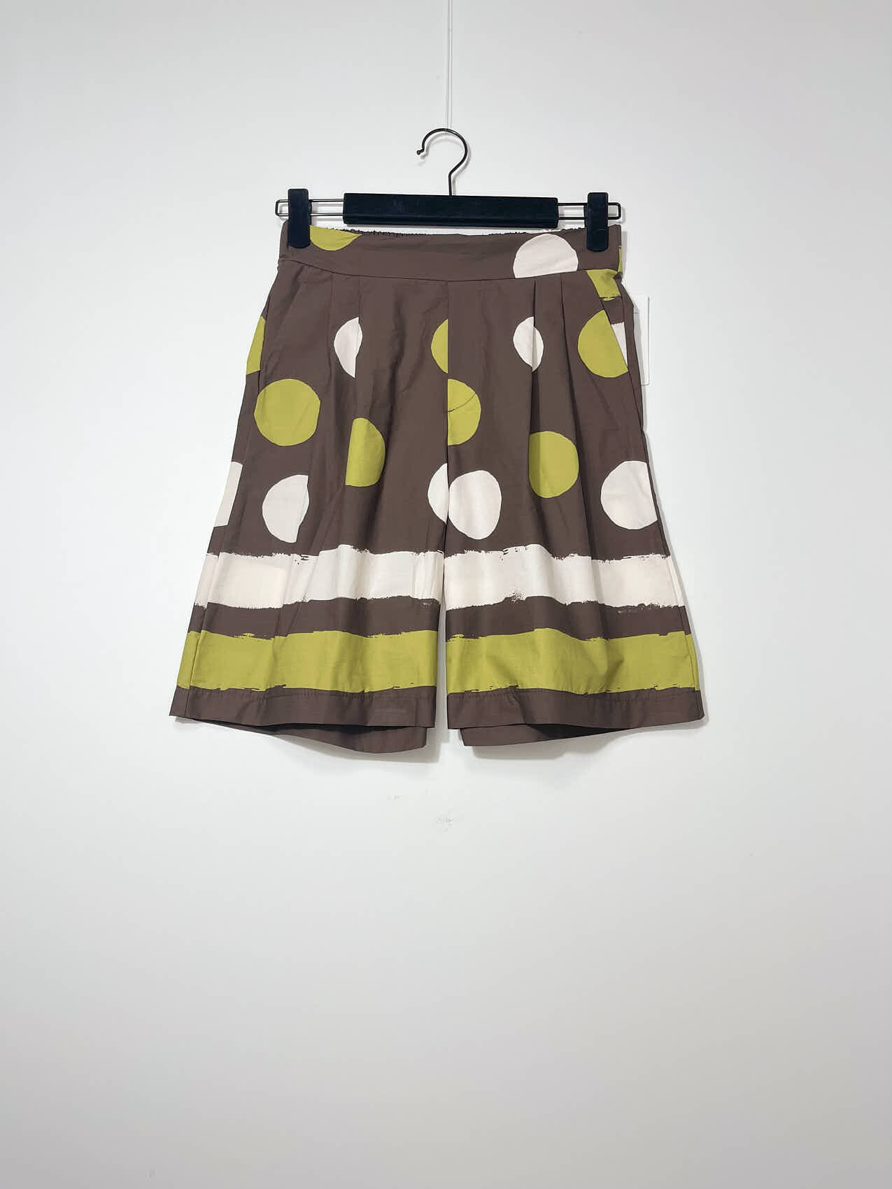 Wholesaler Elegance - Polka dot shorts with elastic waist
