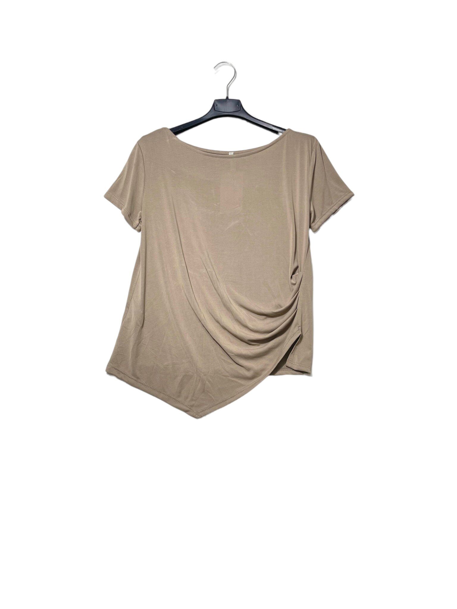 Grossiste Elegance - T-shirt asymétrique froncée sur le côté