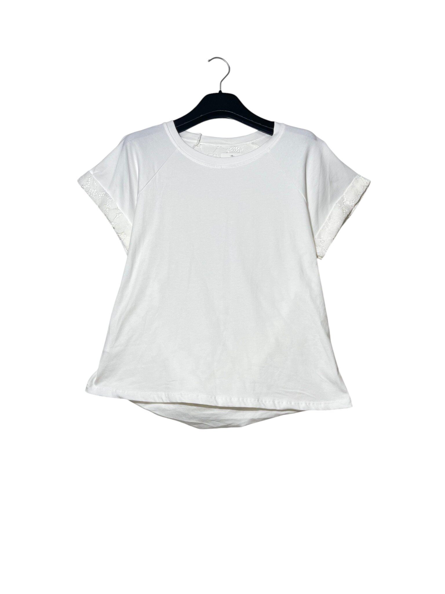 Wholesaler Elegance - T-shirt with lace inserts on the back