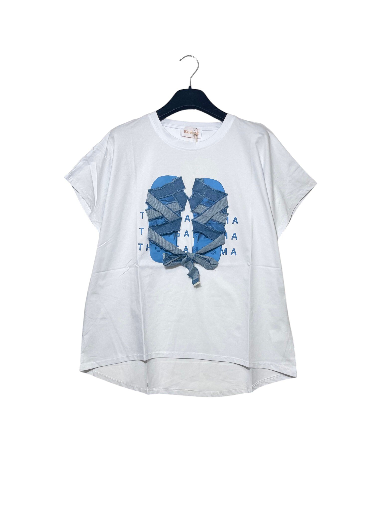 Wholesaler Elegance - Oversized T-shirt with slipper-shaped appliqué