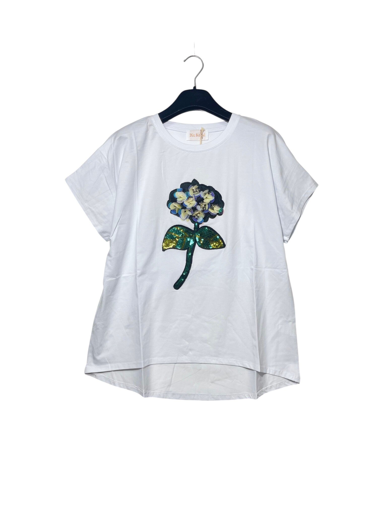 Wholesaler Elegance - Oversized T-shirt with flower-shaped applique