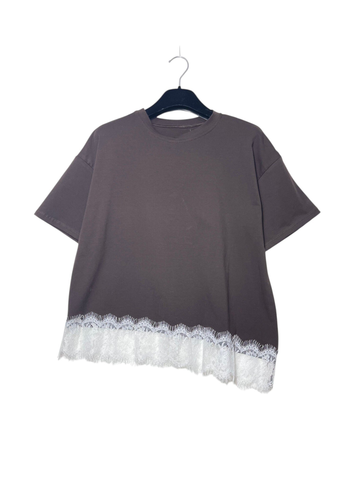 Grossiste Elegance - T-shirt avec dentelle en bas