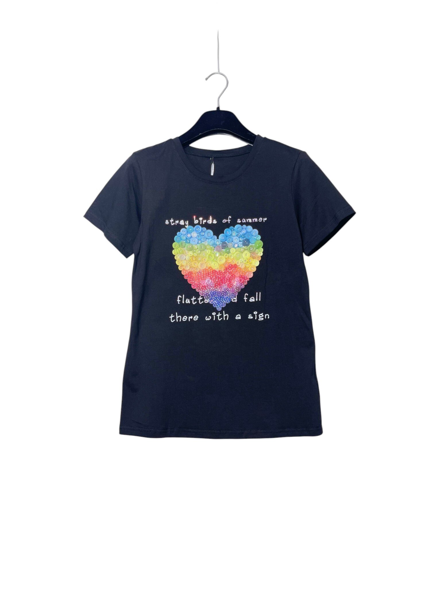 Grossista Elegance - T-shirt con cuore ad arcobaleno