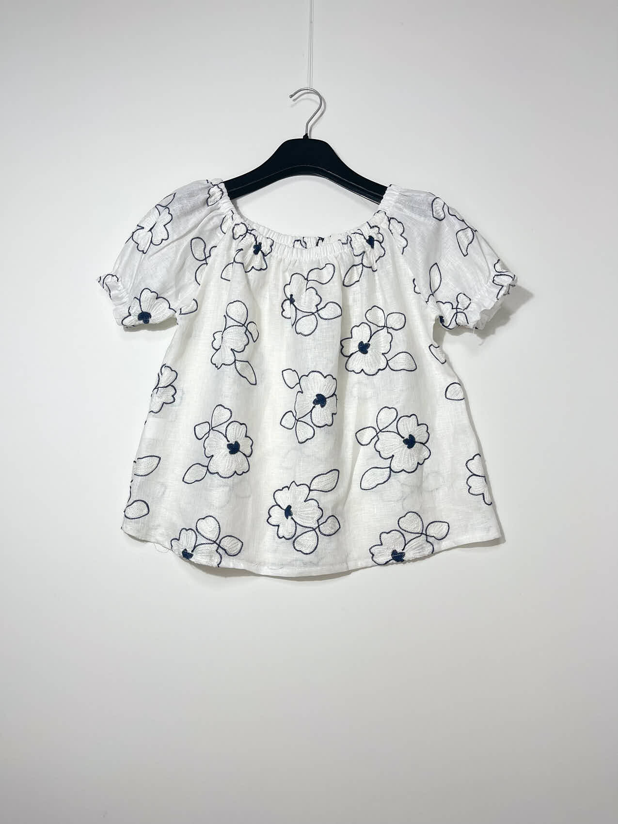 Wholesaler Elegance - Embroidered Linen T-shirt with Elasticized Collar