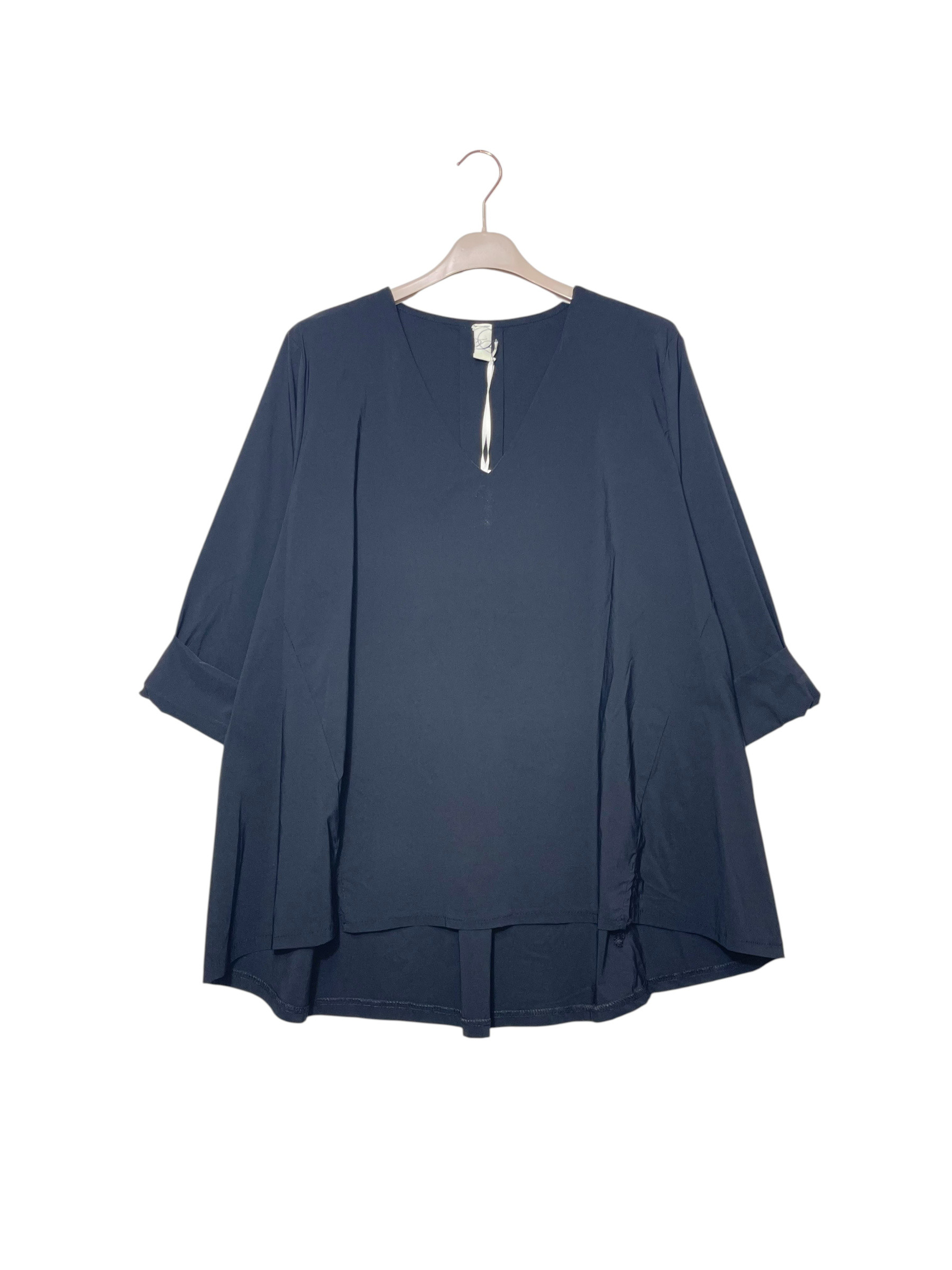 Grossiste Elegance - T-SHIRT GRANDE TAILLE AVEC COL EN V